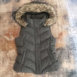 GAP vest